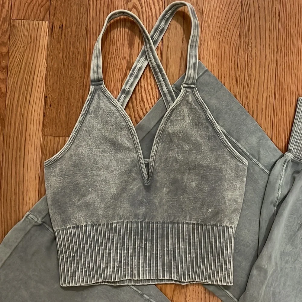 Free People Good Karma crop tank Mushroom Mineral Wash Gray XS/S $48 - Picture 1 of 1